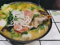 -肥汁米蘭香港米线(长宁来福士店)