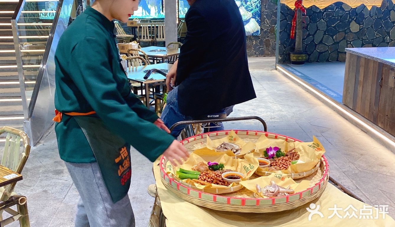 冬至探店—南昌首家2000平乡村火锅集市