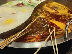 牛油鸳鸯锅-宏姐串串香(征仪路店)