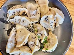 -上海市位育初级中学