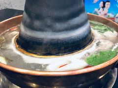 -楼外楼大刀肉传统火锅居(幸福街店)