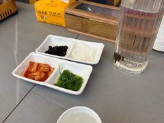-豚妈妈汤饭·部队锅(南京东路店)