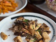 炒蘑菇-SMOKI & CO(五大道店)