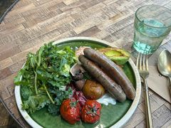 牛肉肠经典早午餐-O'mills Sourdough Bakery&Bistro(永嘉路店)