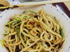 肉丁小碗干炸炸酱面-海碗居(牡丹园店)