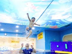 -龙格亲子游泳俱乐部(泊富中心)