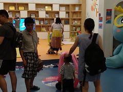 -龙格亲子游泳•水育早教运动中心