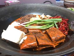 -四小区火锅·巷子里的重庆火锅(花照壁店)