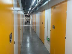 -安东易迷你自助仓储寄存仓库(顾戴路店)