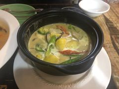 -玖月时尚泰式餐厅