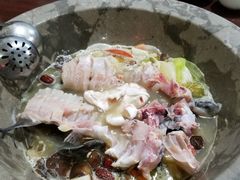 -姚记抚仙湖石锅鱼庄