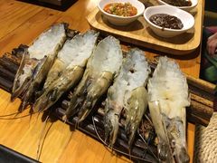 -炙忧烤肉屋(中国铁建广场店)