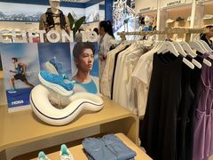 -百联奥特莱斯广场(上海青浦店)