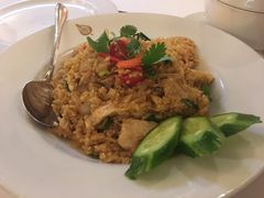 -Thai Pothong Restaurant