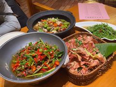 -老滇山寨•云南特色菜•地方菜•民族风情歌舞表演(金碧店)