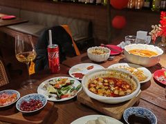 -肆海小川菜酒馆Wine Bistro (青年路店)