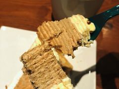 -星巴克(西安曲江银泰店)