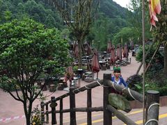 -楠柏弯休闲山庄(梨花溪店)