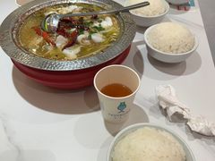 -姚姚酸菜鱼·金戈戈香港豉油鸡(喜荟城联名店)