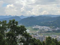 -三峡梯城