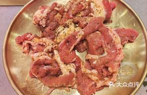 Fresh Beef Tossed with Black Pepper