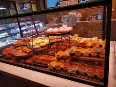 -巴黎贝甜(大宁国际商业广场店)