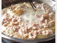 -老来福·非遗酸汤兔(凯旋路店)