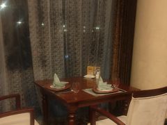 -粤尚腾香居中餐厅(首都机场希尔顿店)