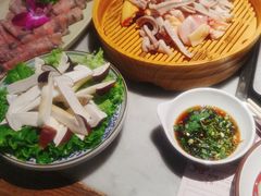 -尚尚仙·酸汤猪手·猪肚鸡火锅(华联万柳购物中心店)