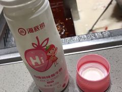 白桃风味酸牛奶-海底捞火锅(天一广场亚细亚店)