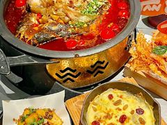 -探鱼·鲜青椒爽麻烤鱼(银泰城店)