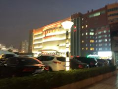 -燕莎友谊商城(金源店)