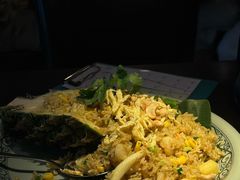 -大头虾越式风味餐厅(光明广场店)