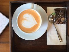 -Chom Cafe and Restaurant