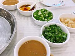 -常赢三兄弟·清真涮肉·清真炒菜(朝阳新城店)