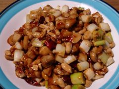 宫保鸡丁-十六中酱肉·烧烤·京菜小馆(五方桥旗舰店)
