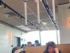 -麦当劳(展览路店)