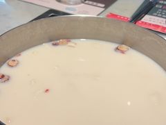 -尚尚仙·酸汤猪手·猪肚鸡火锅(华联万柳购物中心店)