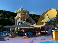 -平湖九龙山乐满地水上乐园