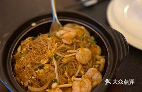 Shrimp Roe Seafood Stir-Fried Noodles