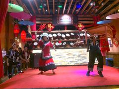 -老滇山寨•云南特色菜•地方菜•民族风情歌舞表演(金碧店)