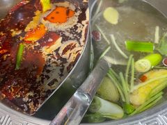 -乡土黄·鲜牛肉火锅·小龙虾(兴业街店)