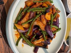 -YAFEE雅菲 川·湘·粤融合菜(魏公村店)