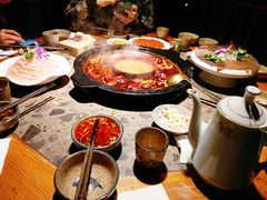 -厚山庭院重庆老火锅