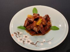 柑橘风味糖醋排骨-RIVIERA 松鹤楼(外滩店)