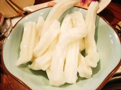 -东巴婆婆云南鱼豆花火锅(大东门店)