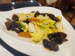 -六和聚传统烤鸭.天津菜(和平店)