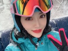 -亚布力新体委滑雪场