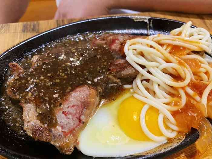 豪享悦牛排自助餐厅(天佑城店)-"很喜欢吃牛排,在附近活动就搜到了这