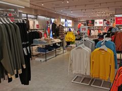 -美特斯邦威(新天地购物中心店)